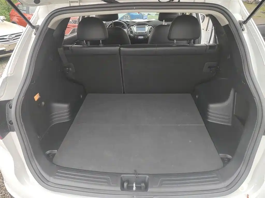 Hyundai Beijing Hyundai ix35 2013 2.0L Auto 2WD Smart GLS China IV фото 19