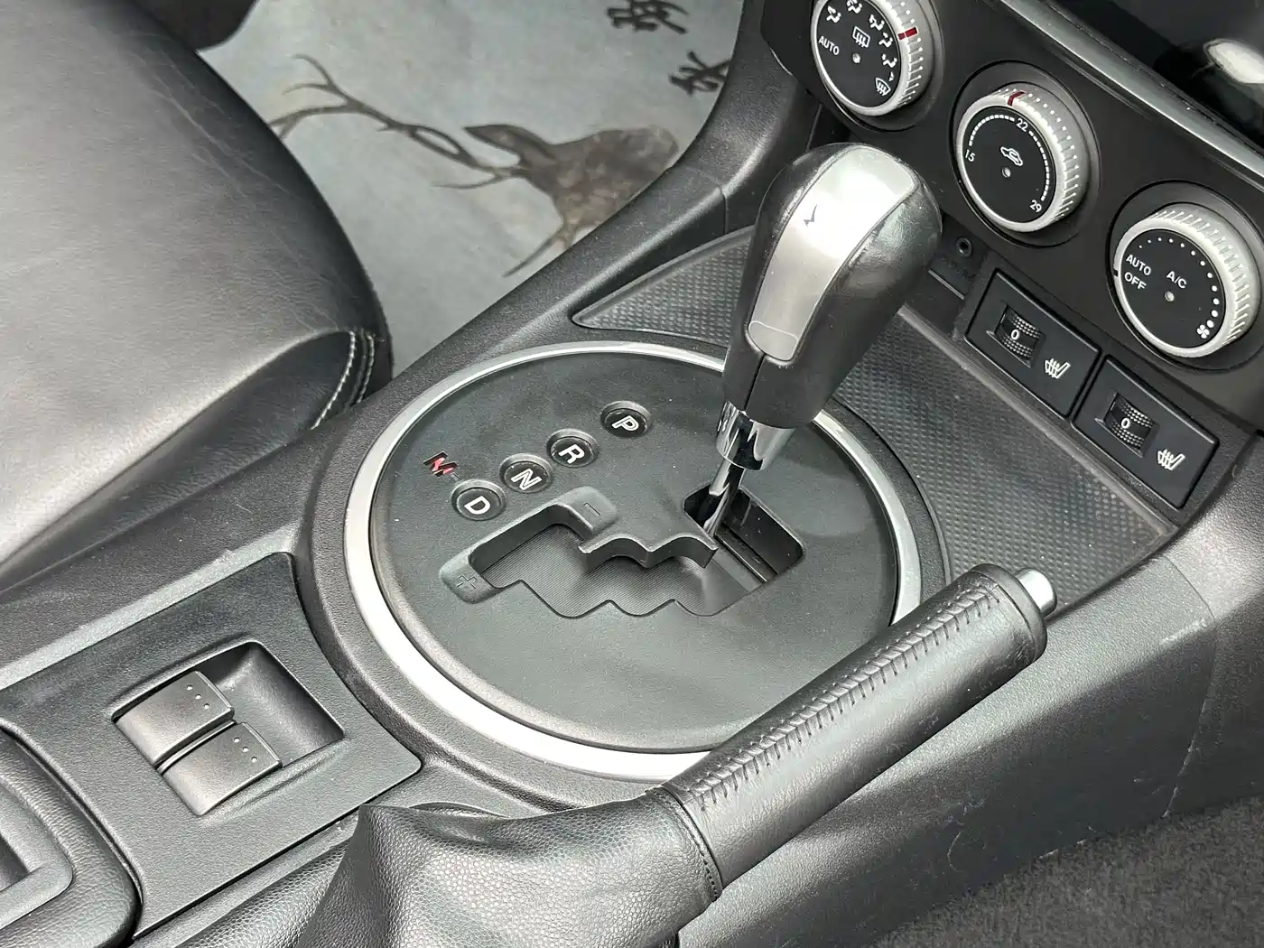 Mazda MX-5 2010 2009 2.0
