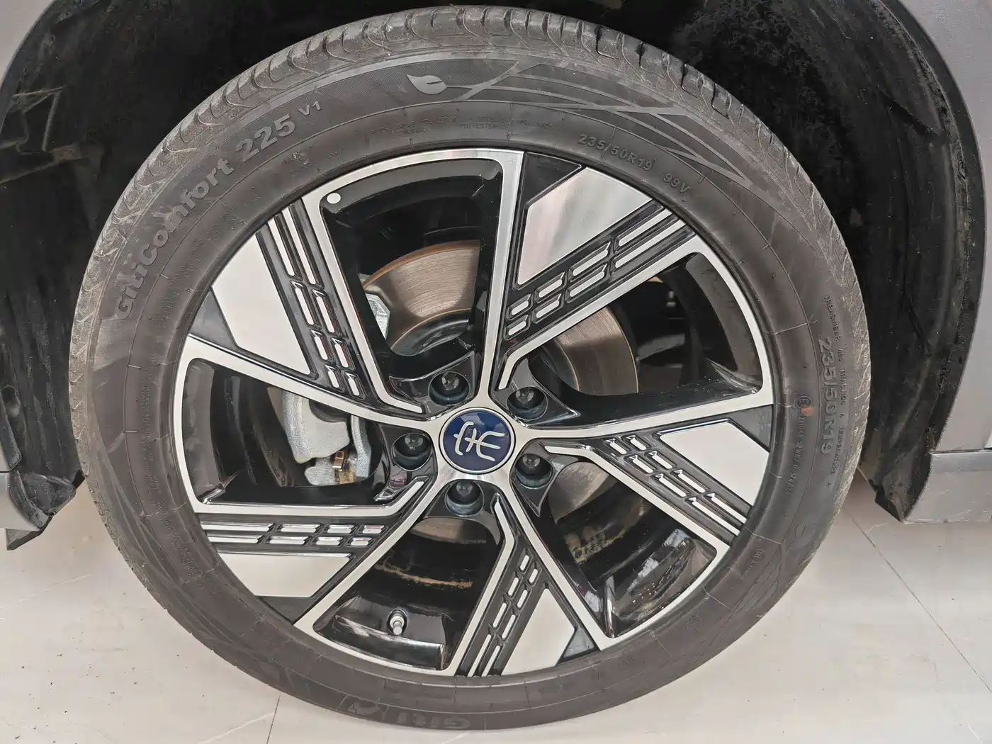 BYD Song Pro New Energy 2024 Glory Edition DM-i 110KM Surpassing фото 22