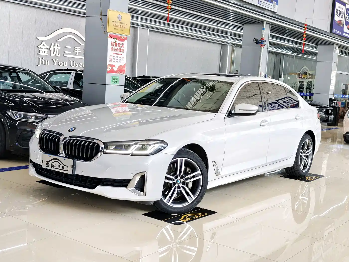 BMW 5-SERIES