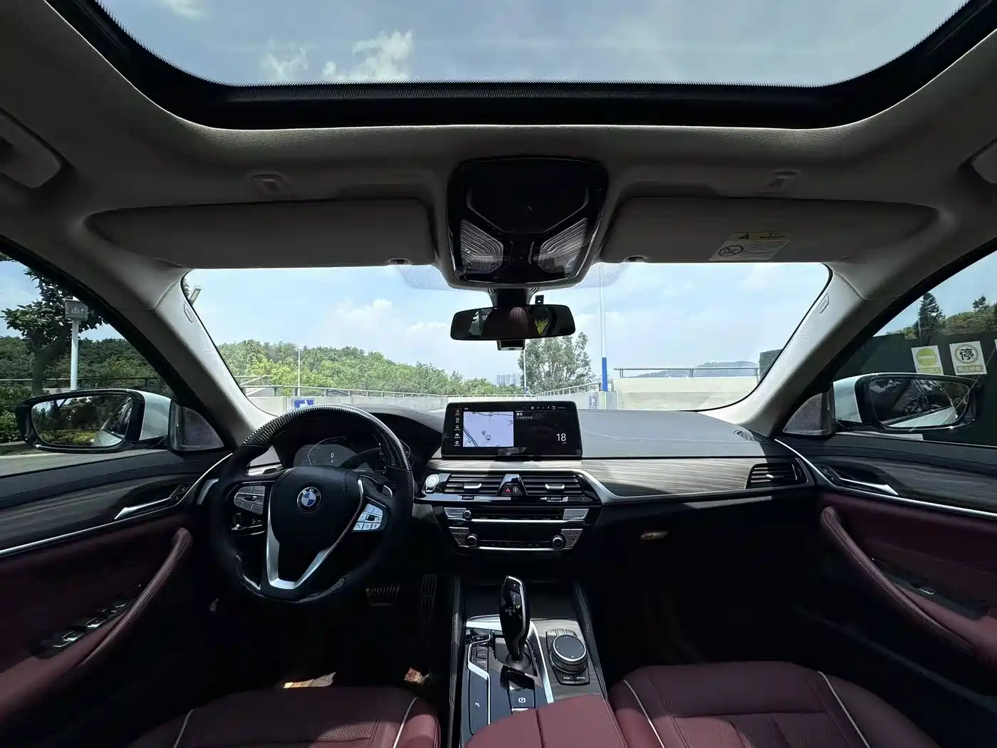 BMW 5 Series 2022 530Li Leading Luxury Package фото 13