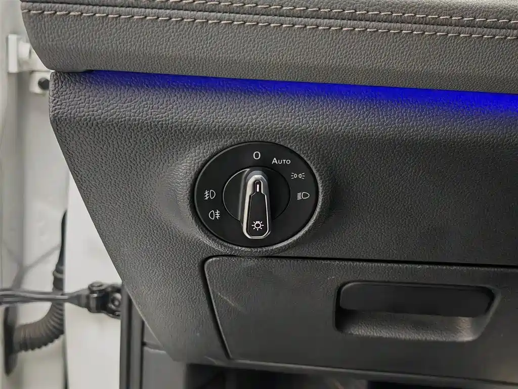 Volkswagen Sagitar 2022 280TSI DSG Excellence Edition фото 21