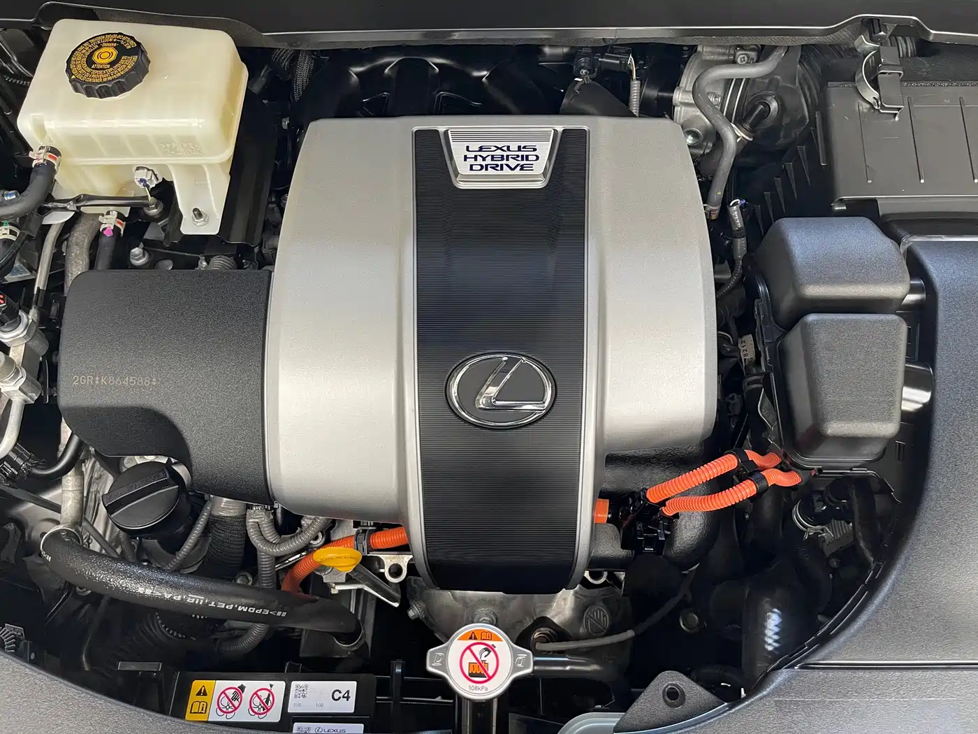 Фото 22 - Lexus RX