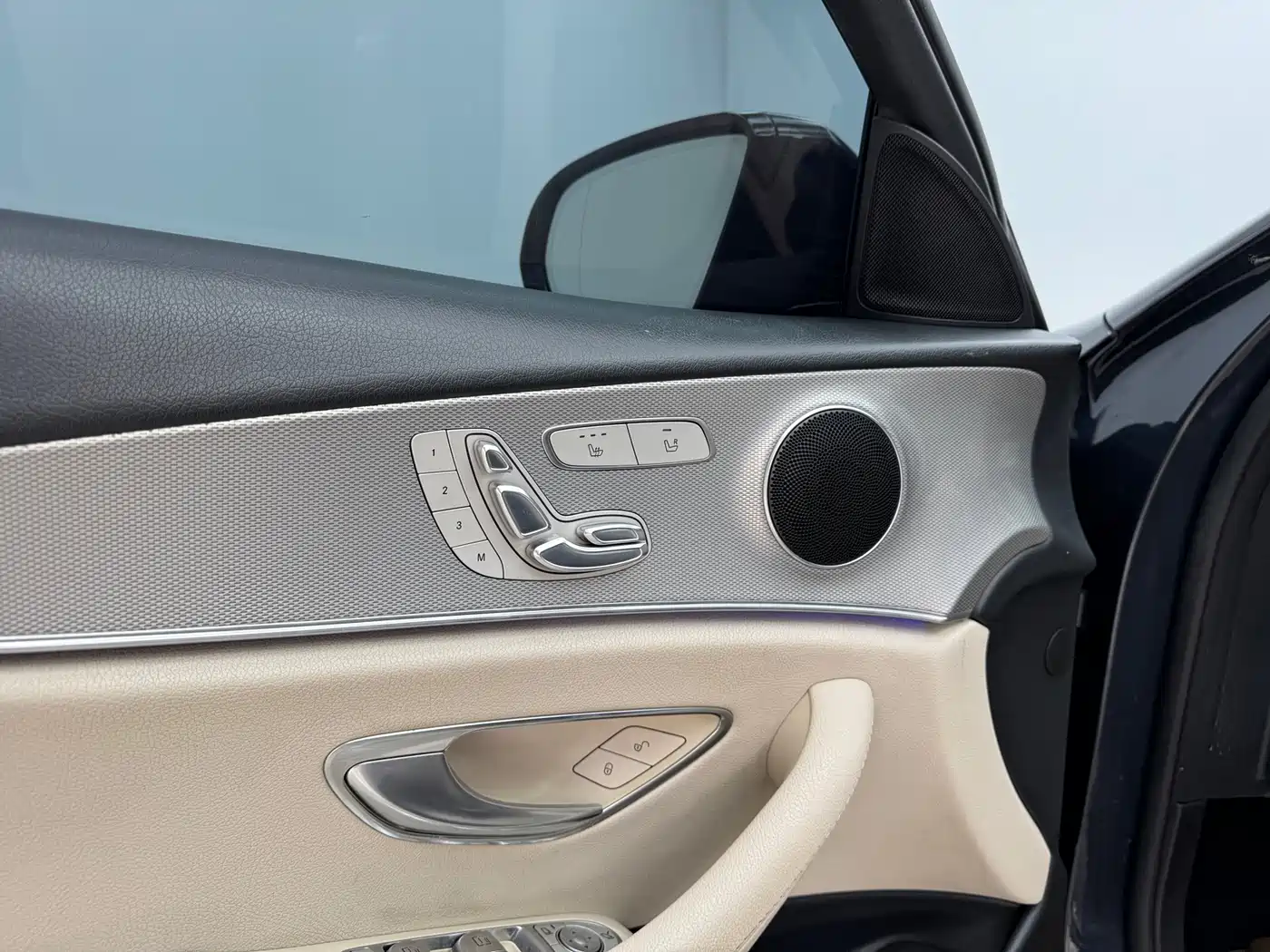 Mercedes-Benz E-Class 2017 E 300 Sport фото 8