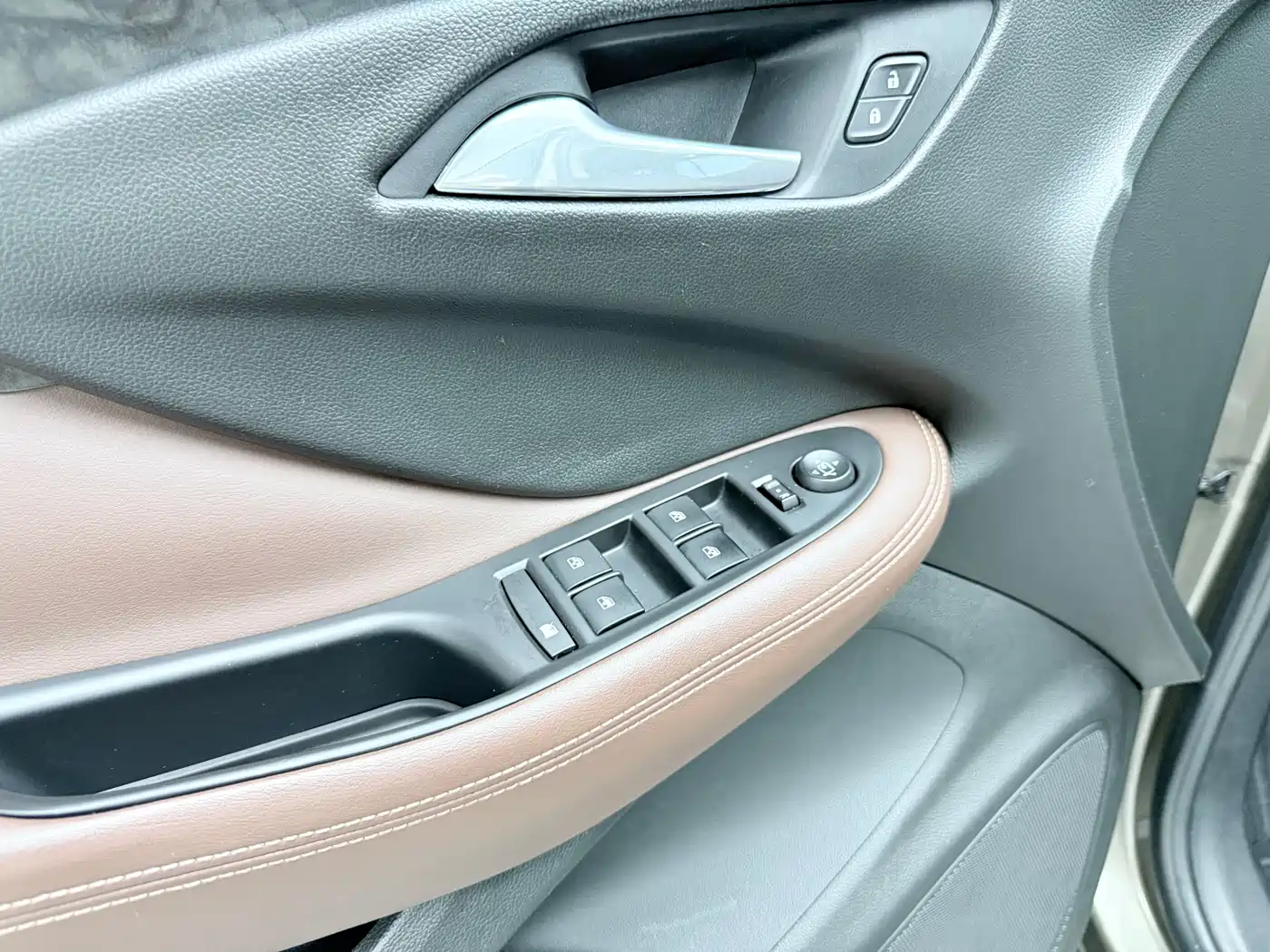 Buick Envision Plus 2016 20T 2WD Elite фото 16