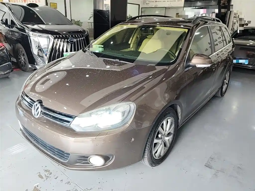 Volkswagen Golf (Import) 2011 Model 1.4TSI Luxury Touring