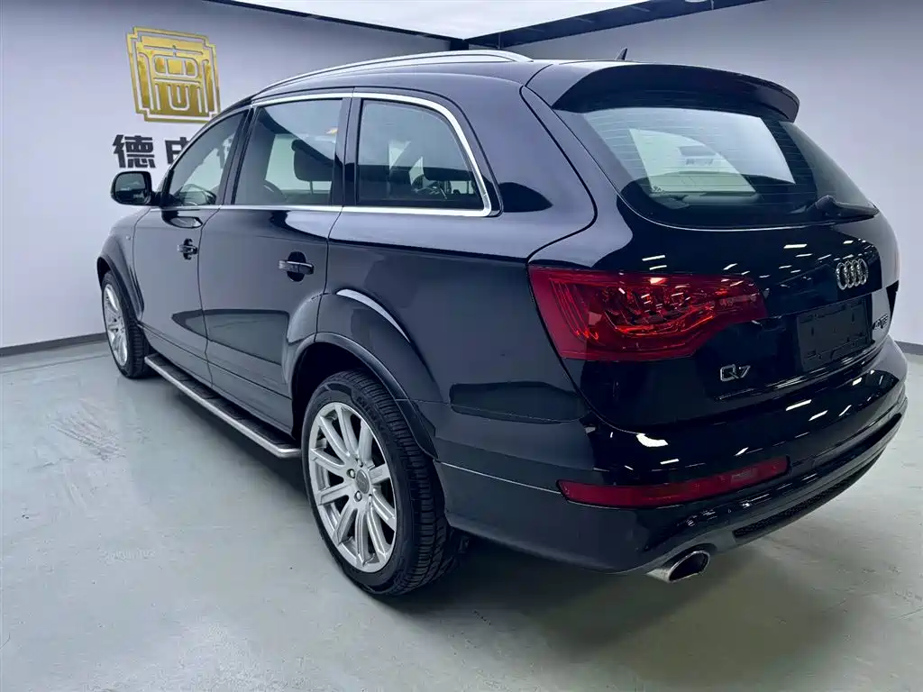 Audi Q7 2013 40 TFSI Exclusive фото 4