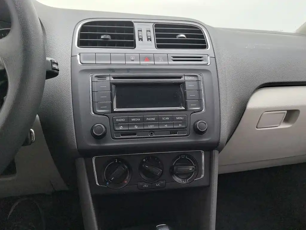 Volkswagen Polo 2014 2014 1.4L Automatic Comfort Edition