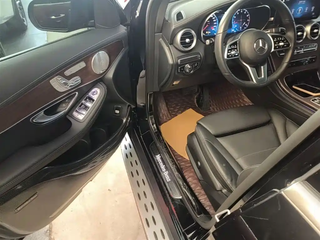 Mercedes-Benz GLC 2020 Facelift GLC 300 L 4MATIC Luxury фото 16