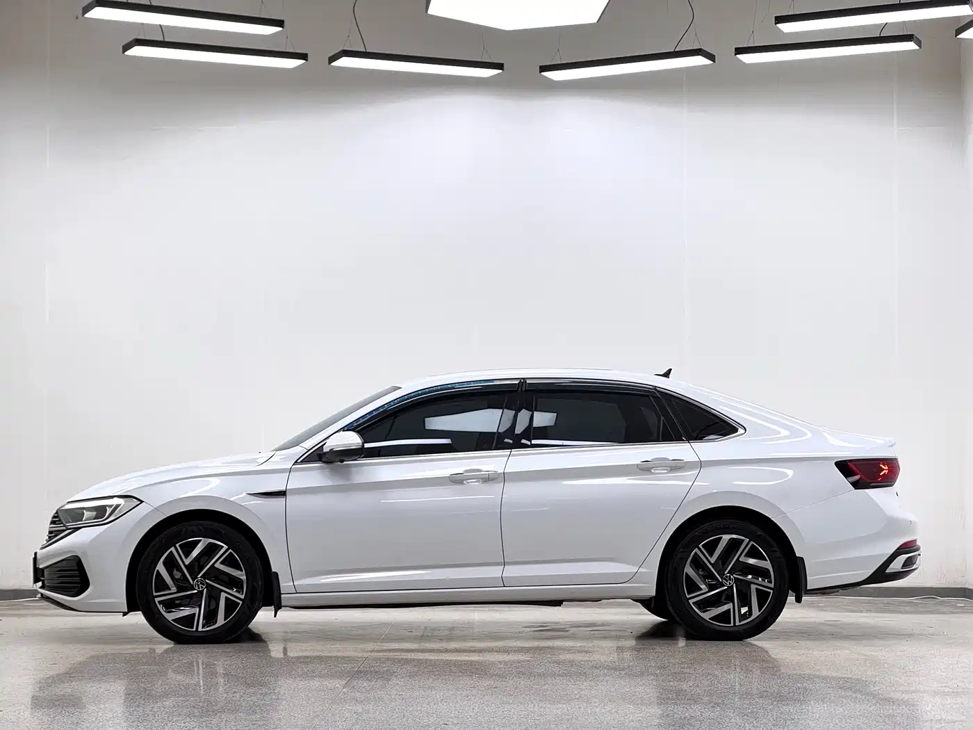 Volkswagen Sagitar, миниатюра 4