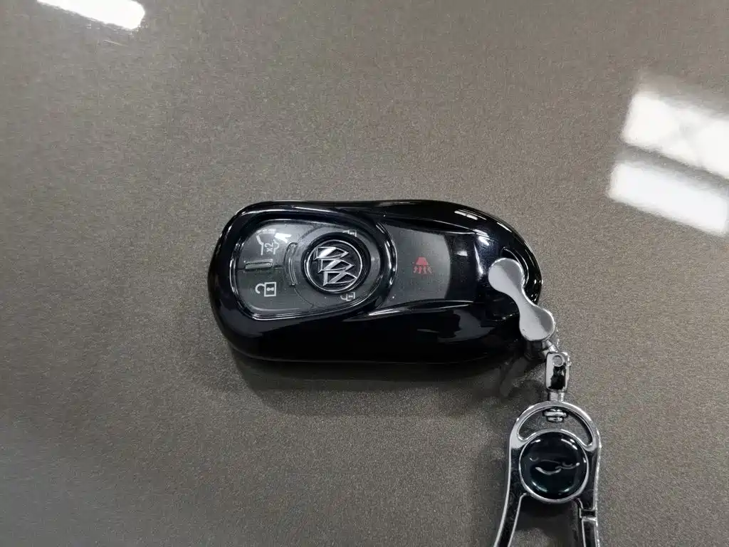 Фото 19 - Buick Envision Plus