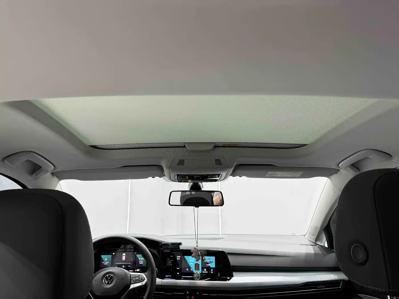 Volkswagen Golf 2023 280TSI DSG Pro фото 10
