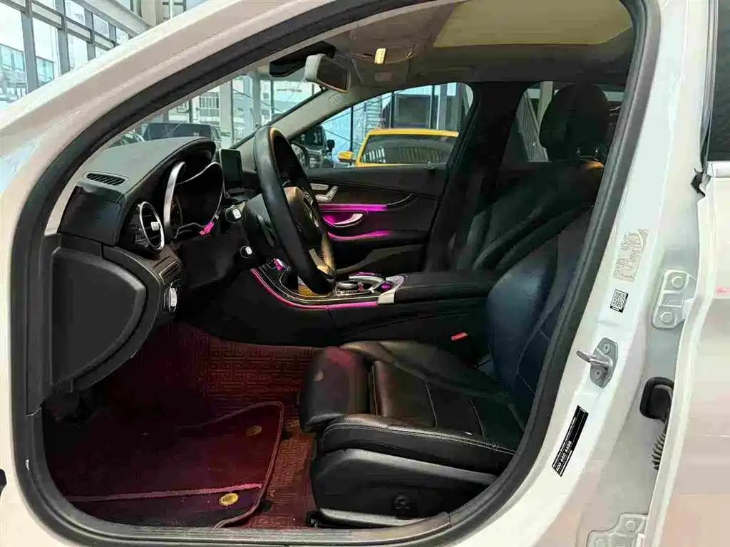 Mercedes-Benz C-Class 2017 C 200 L Sport фото 4