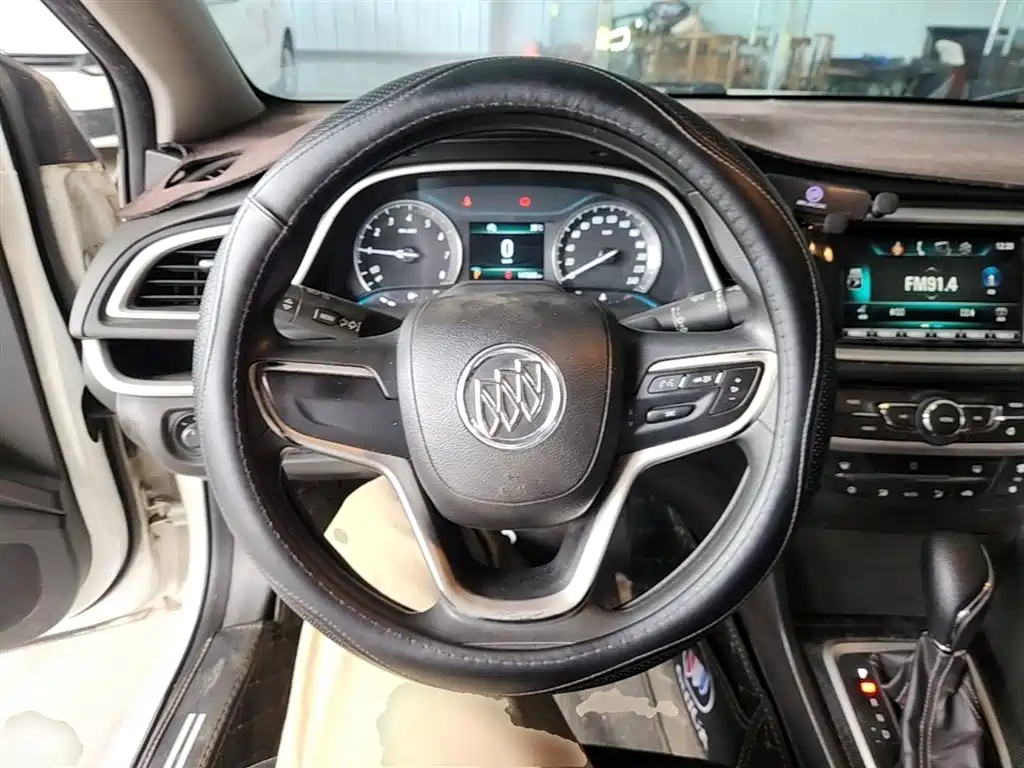 Buick Excelle 2015 15N Automatic Luxury фото 11