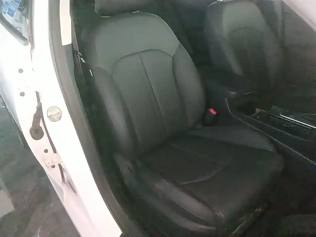 Kia K5 2016 1.6T Automatic LUX фото 25