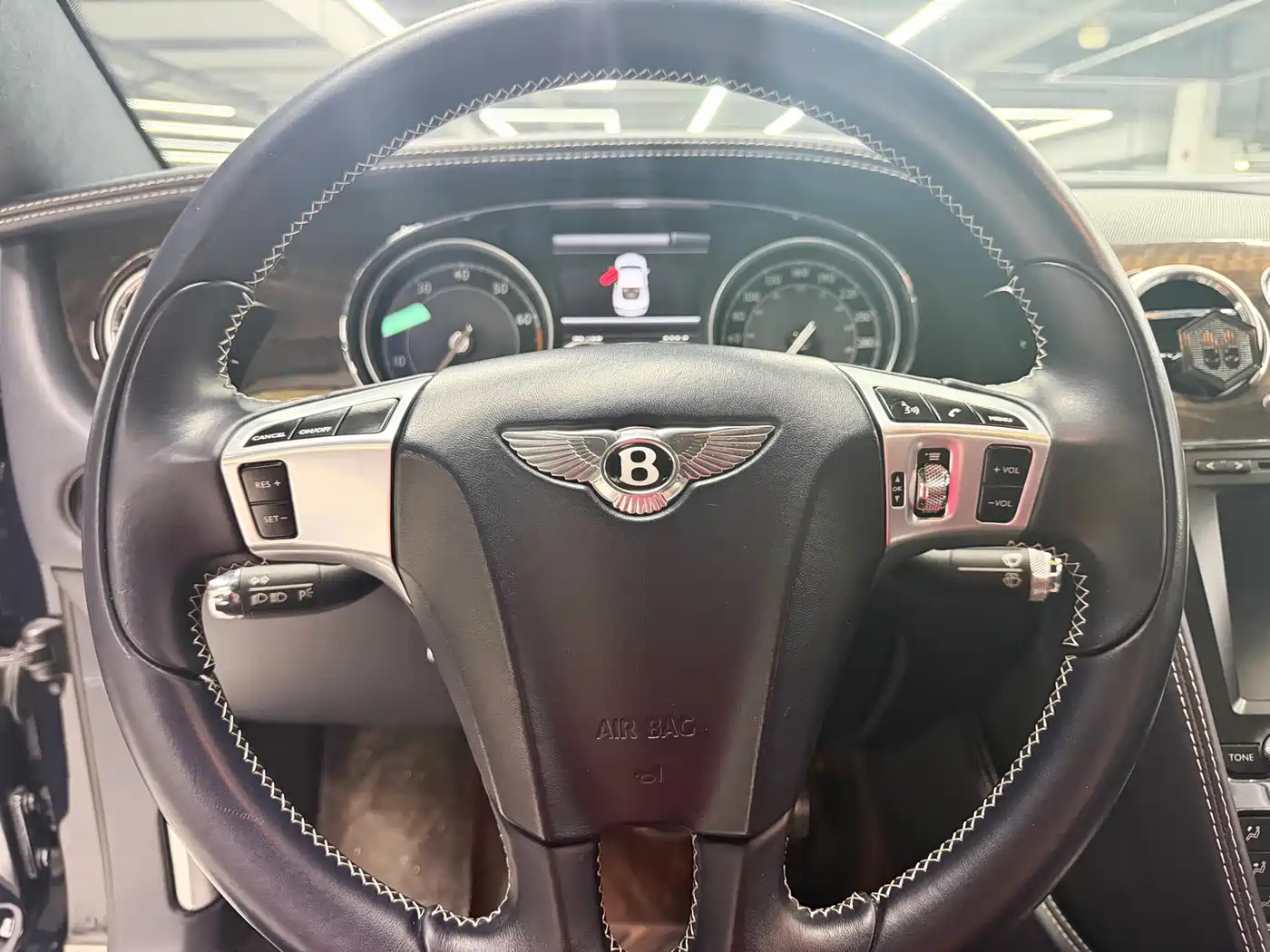 Bentley Continental 2012 4.0T GT V8 фото 19
