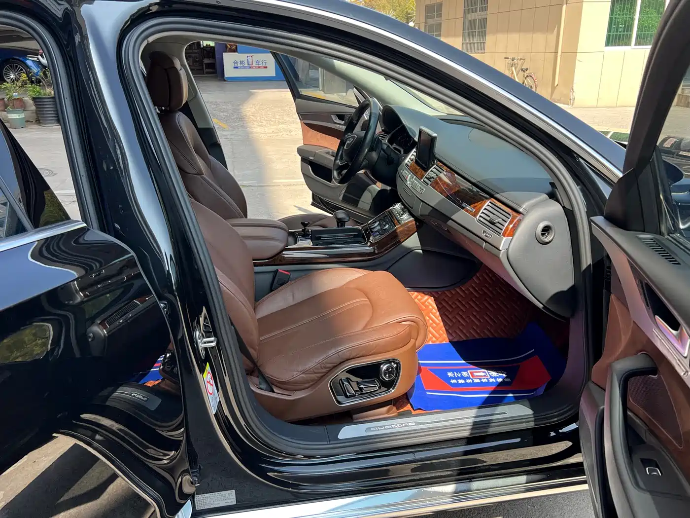 Audi A8 2017 A8L 45 TFSI quattro Comfort фото 19