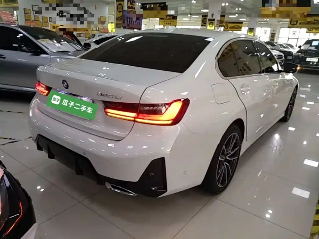 BMW 3-SERIES