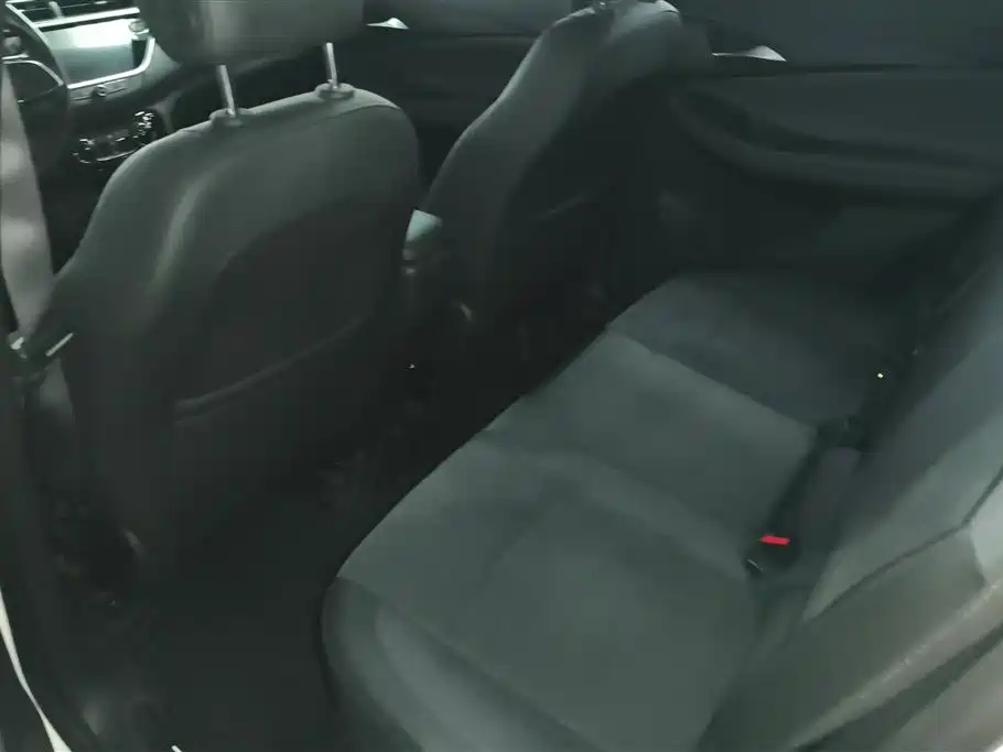 Buick Encore GX 2020 20T CVT 2WD Luxury Model фото 11