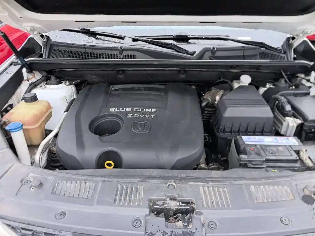 Changan CS75 2014 2014 2.0L Manual Luxury (China IV)