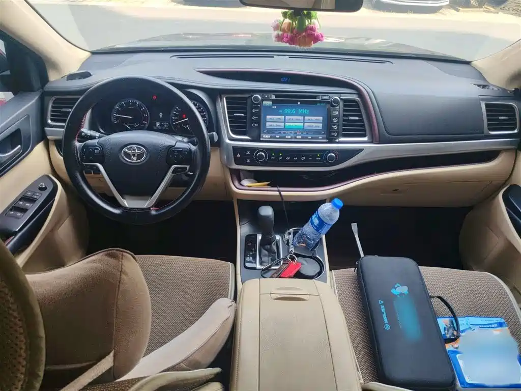 Toyota Highlander 2015 2.0T FWD Elite Edition 7-seater фото 13
