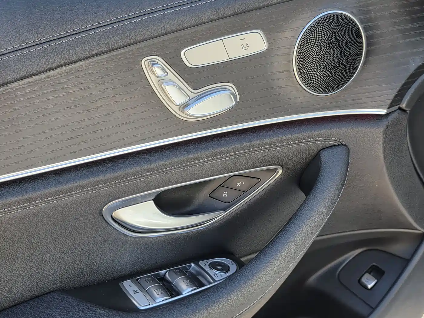 Mercedes-Benz E-Class 2020 Facelift E 260 L Sport фото 8