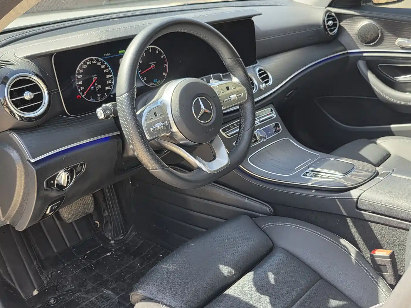 Mercedes-Benz E-Class 2020 Facelift E 260 L Sport фото 10