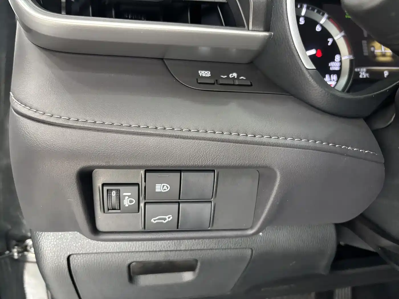 Toyota Highlander 2022 380T 4WD Premium 7-Seater фото 15