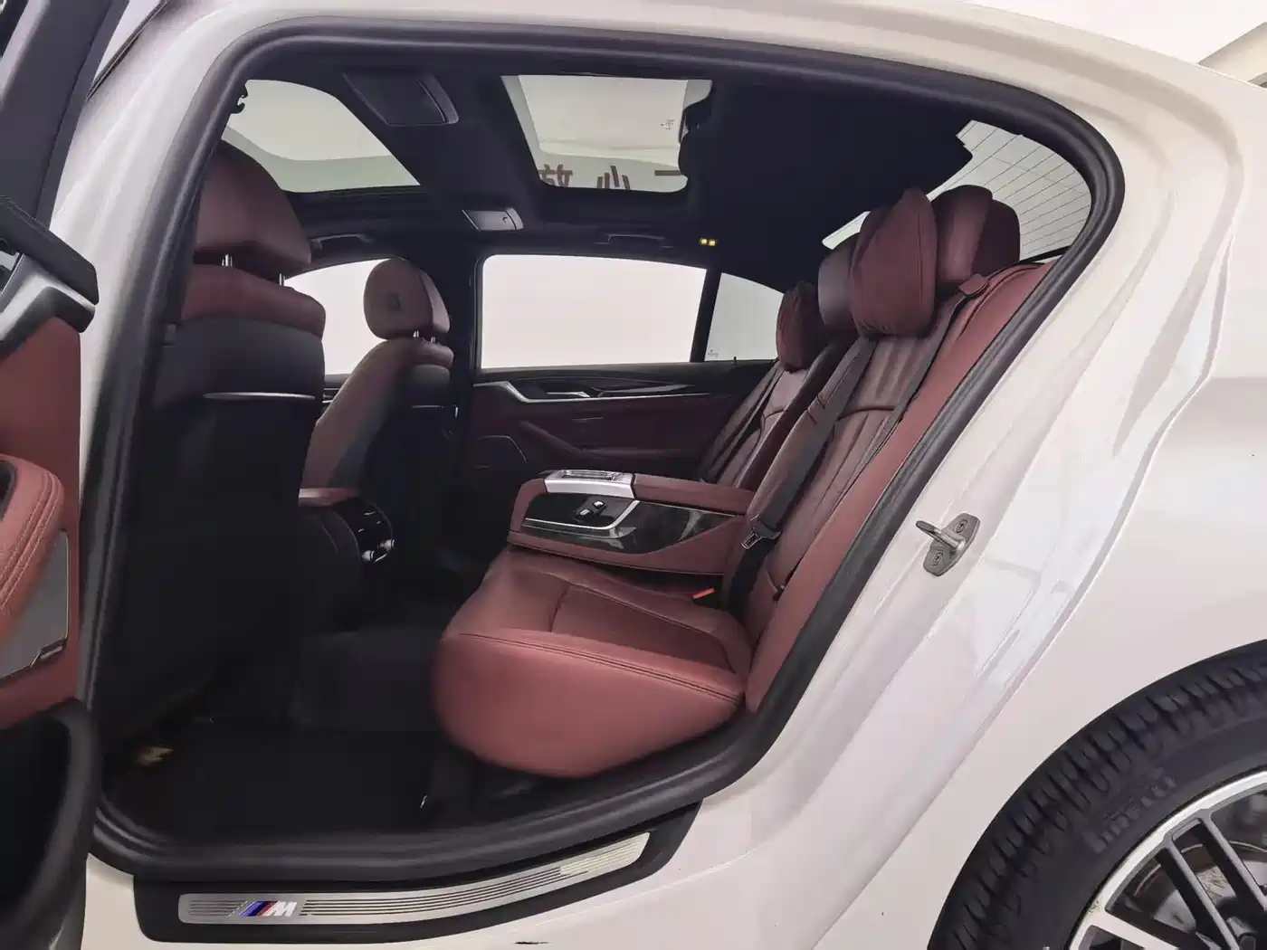 BMW 5 Series 2020 530Li Exclusive M Sport Package фото 14