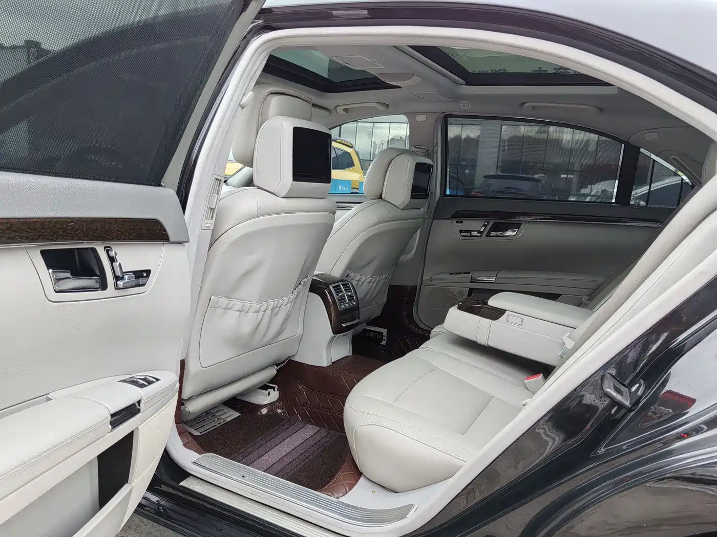 Mercedes-Benz S-Class 2010 S 300 L Premium фото 14