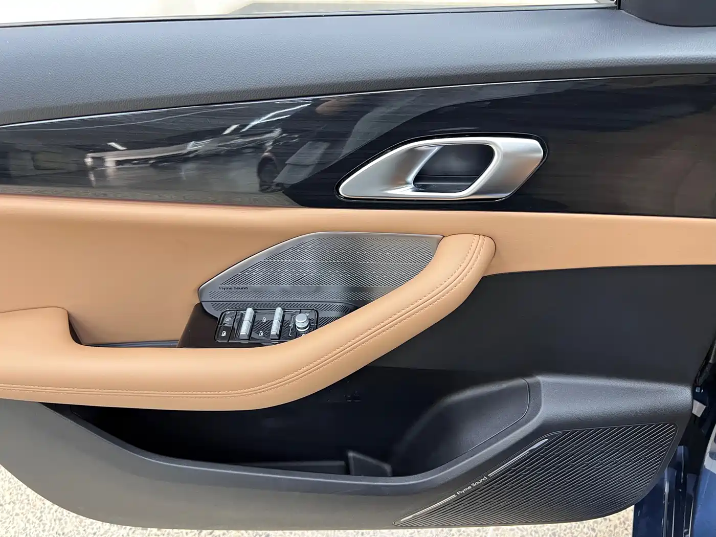 Geely Galaxy Galaxy A7 2025 EM-i фото 12