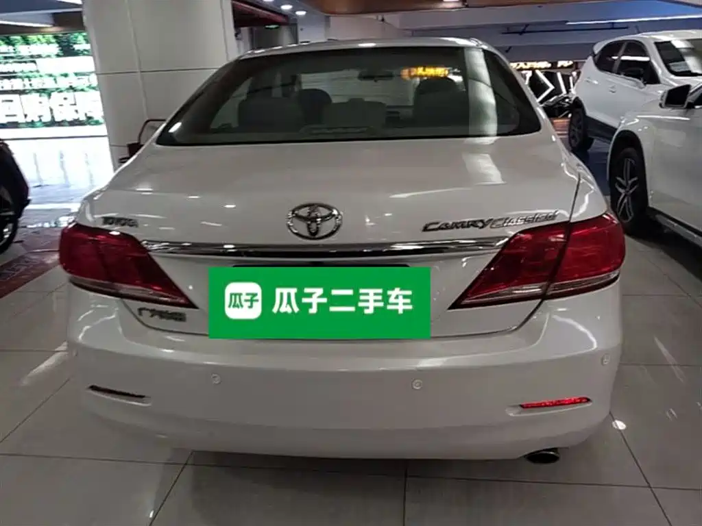 Toyota Camry 2013 200E Classic Elite Edition фото 6