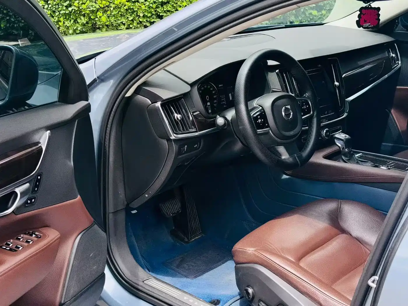 Фото 6 - Volvo S90