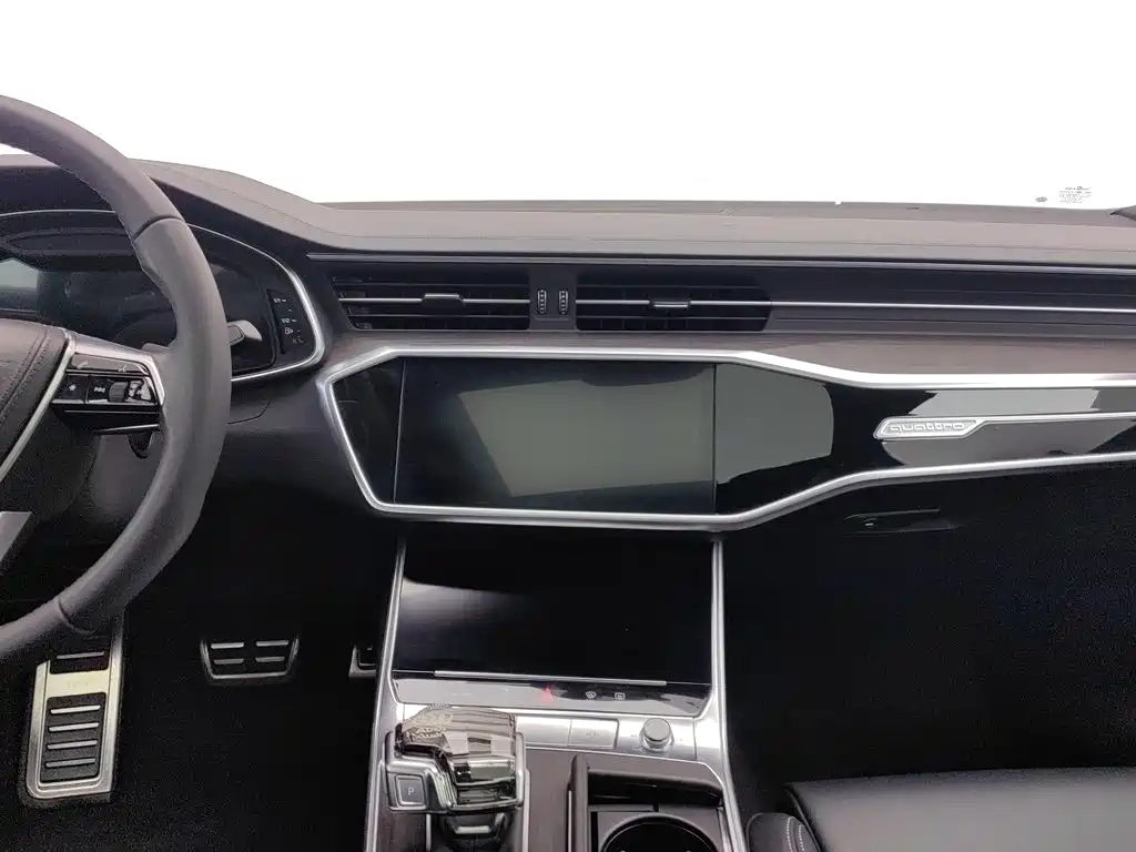 Фото 12 - Audi A6L