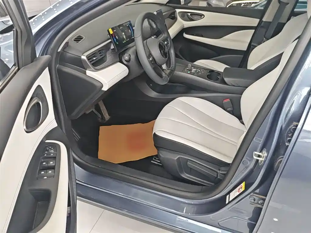 BYD Hai Bao 05 DM-i 2025 DM-i Smart Drive Edition 55KM Luxury фото 16