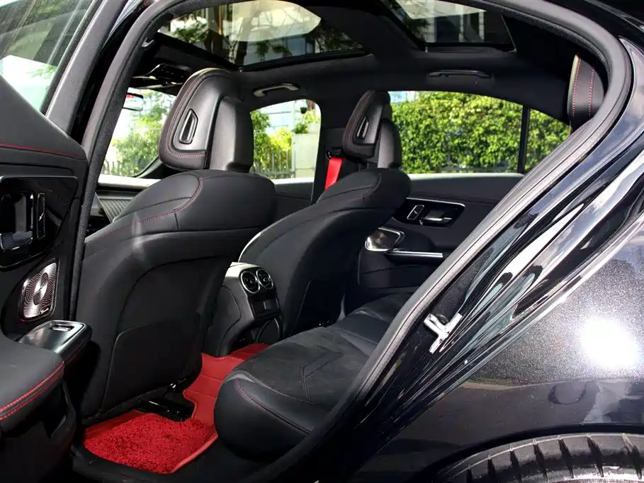 Mercedes-Benz C-Class AMG 2025 AMG C 43 4MATIC фото 9