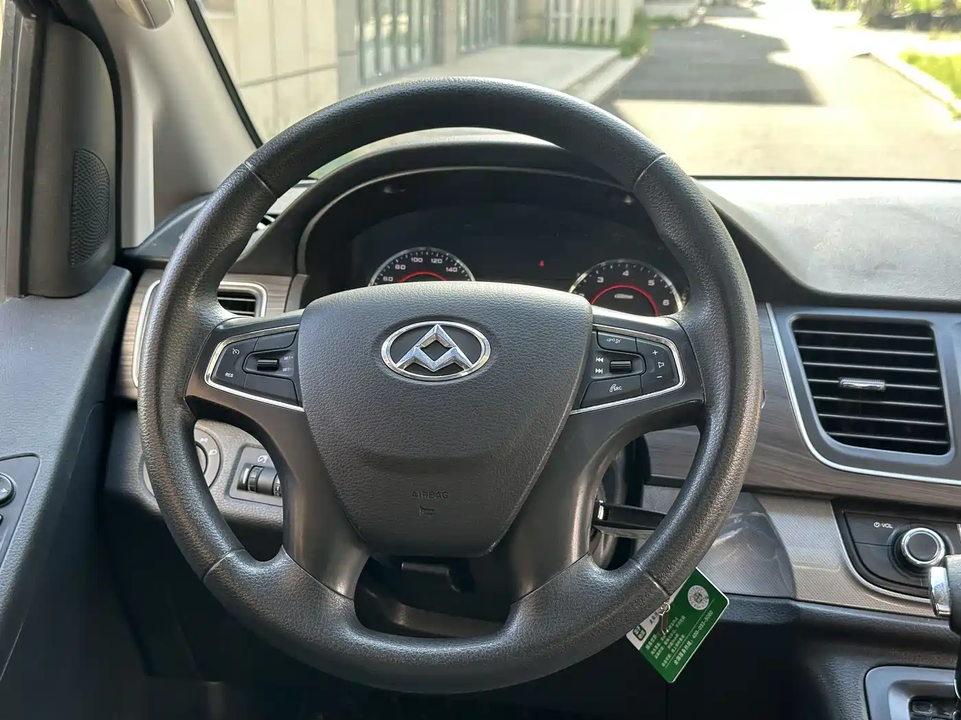SAIC Maxus Maxus G10 2018 PLUS 2.0T Automatic Luxury Edition фото 9