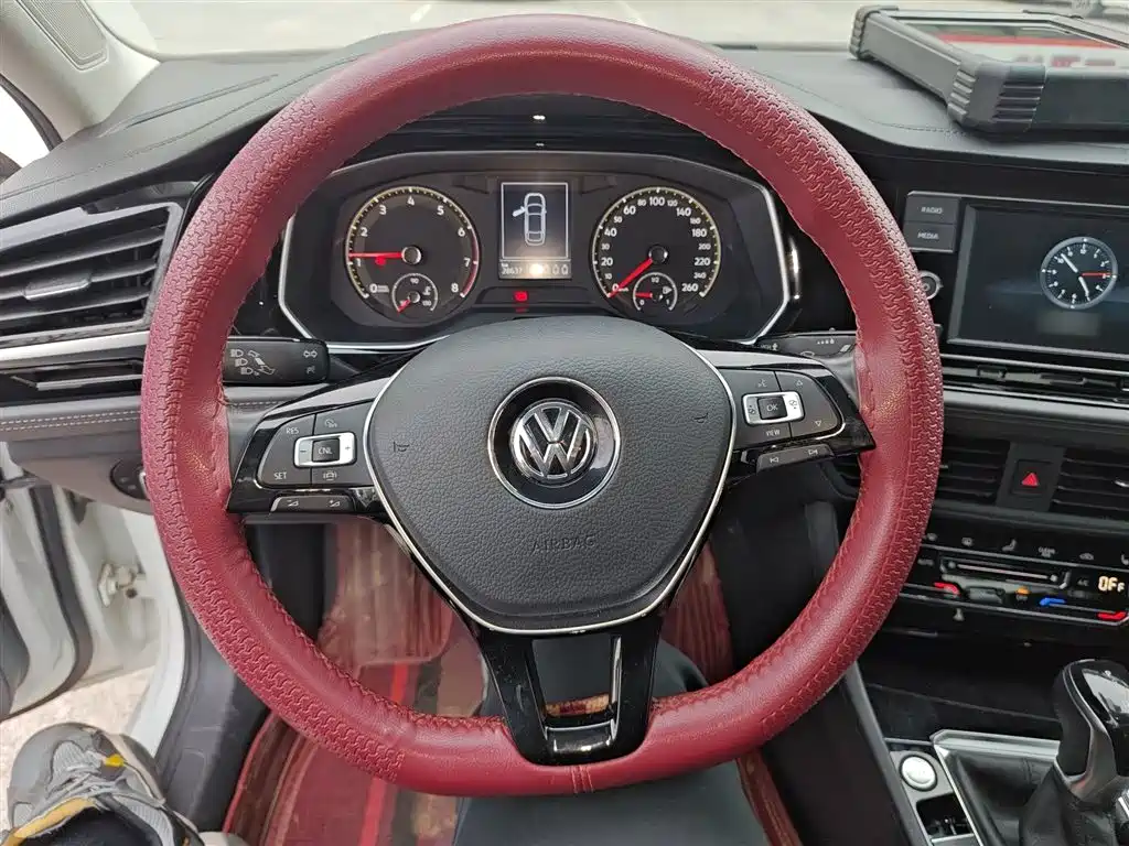 Volkswagen Sagitar 2020 280TSI DSG Luxury China VI фото 7
