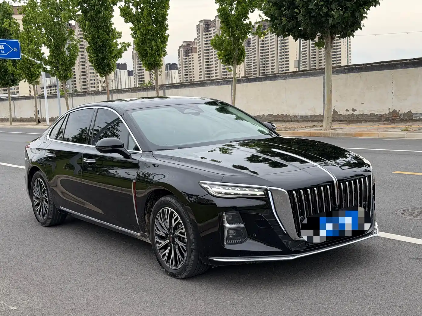 Hongqi H5 2024 2.0T Automatic Smart Connect Flag Smooth Edition фото 3