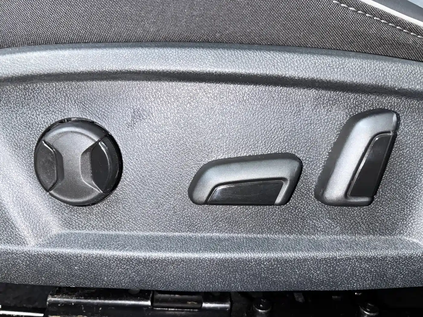 Volkswagen Sagitar 2023 Model Year 280TSI DSG Surpass Edition фото 14