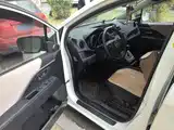 Photo 12 - Mazda Mazda5