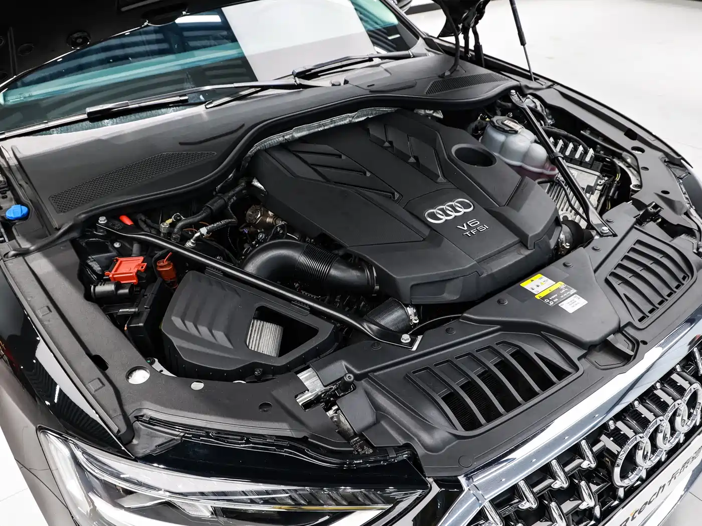 Audi A8 2023 A8L 50 TFSI quattro Exclusive фото 26