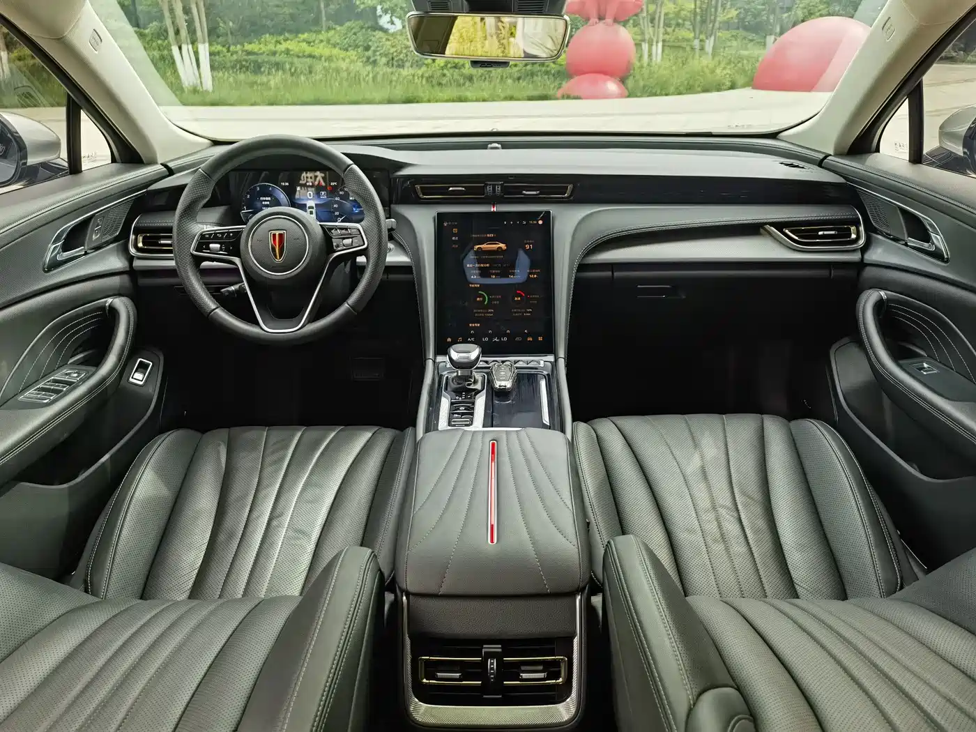 Hongqi H5 2024 2.0T Automatic Smart Connect Flag Smooth Edition фото 11