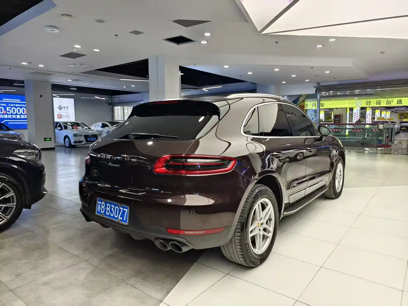 Porsche Macan 2017 Macan 2.0T фото 16