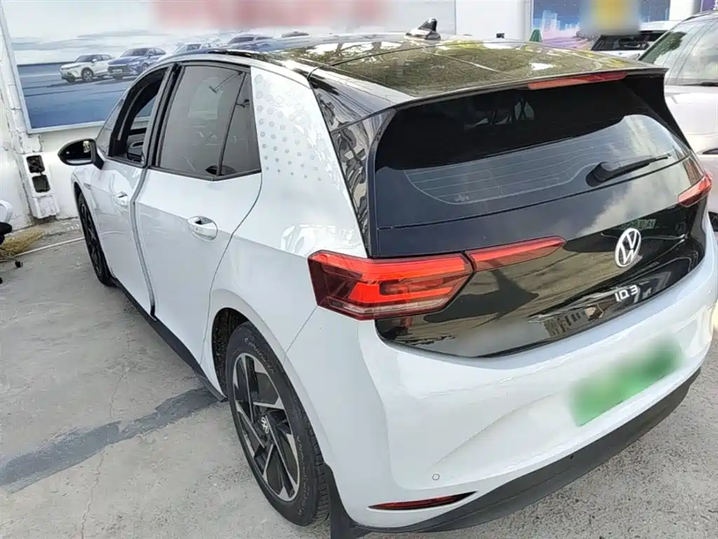 Volkswagen ID.3 2023 Upgraded Pure Intelligence Edition фото 5