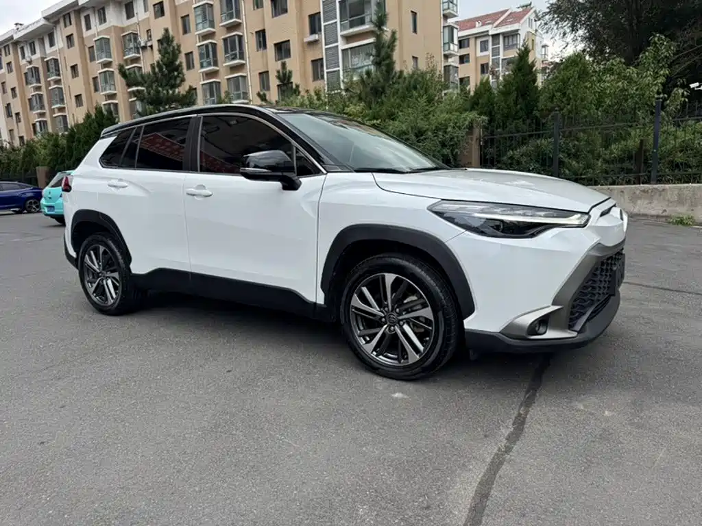 Toyota Frontlander 2022 2022 2.0L CVT Luxury PLUS Edition