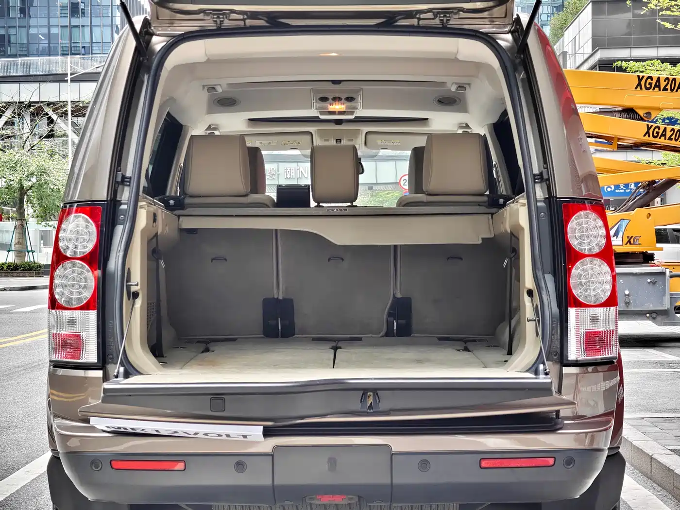 Land Rover Discovery 2012 3.0 SDV6 HSE Diesel фото 12