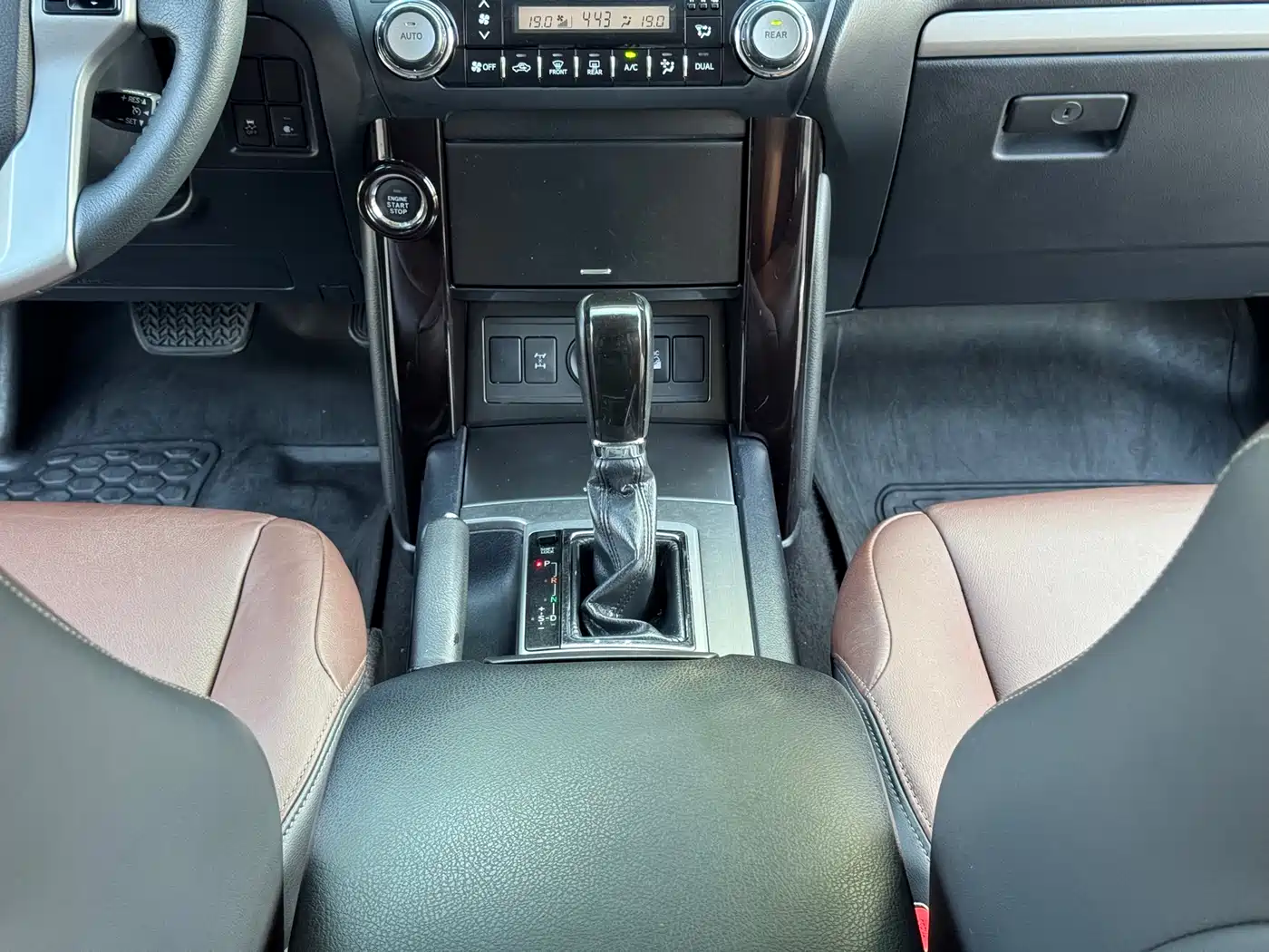 Toyota Prado 2016 3.5L Auto TX-L NAVI фото 26