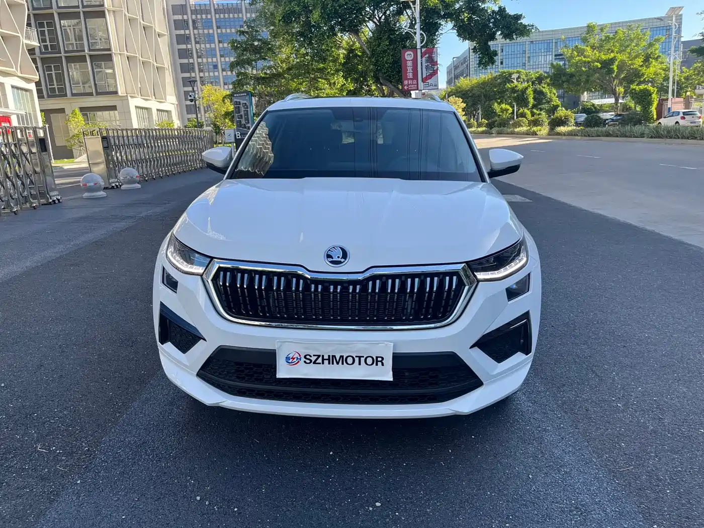 Škoda Kodiaq 2024 TSI330 5-Seat Front-Wheel Drive Power Edition фото 2