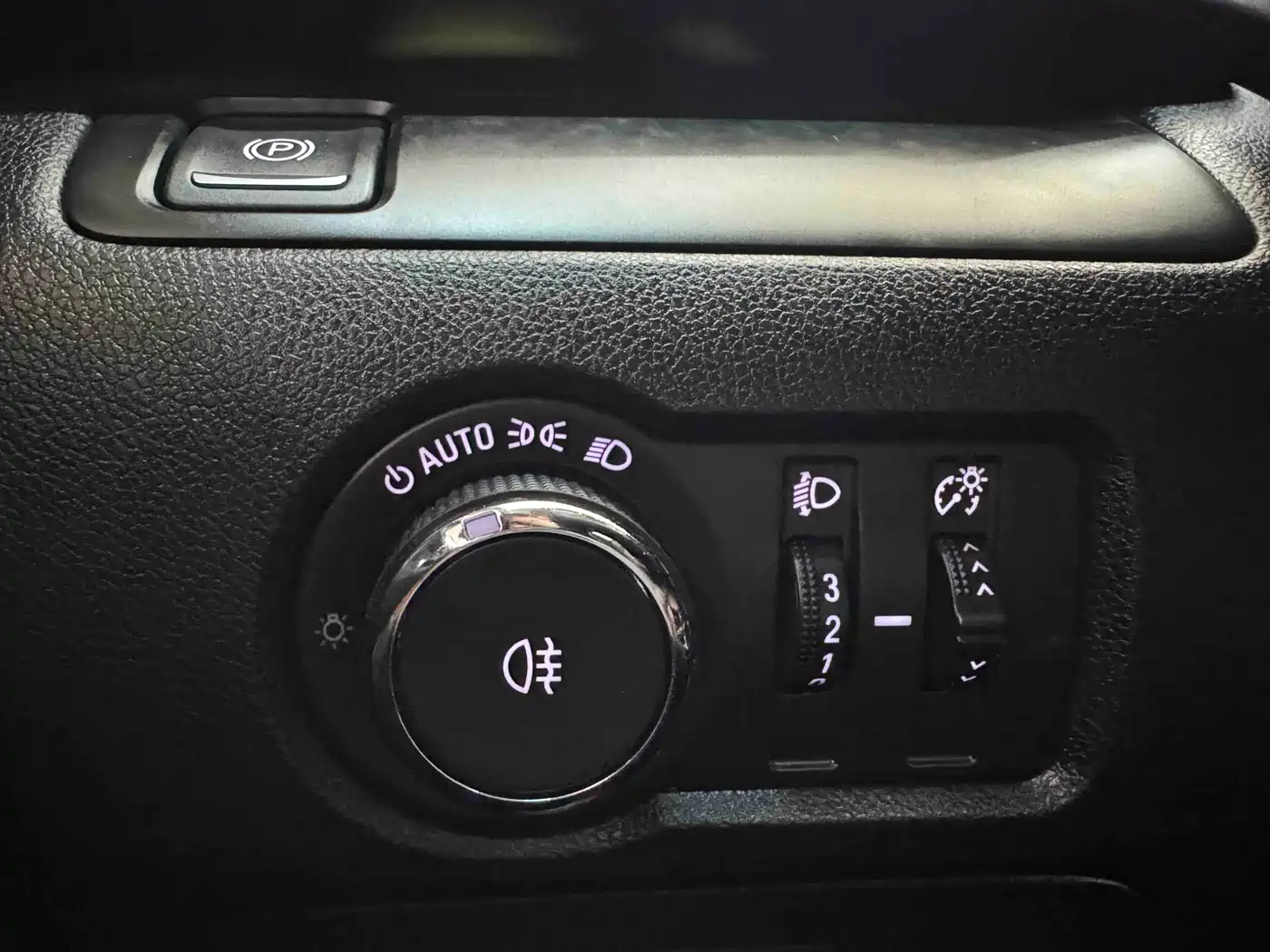 BUICK GL6